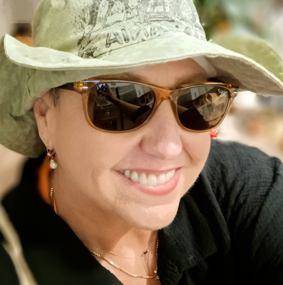 Meet your Posher, Lisa